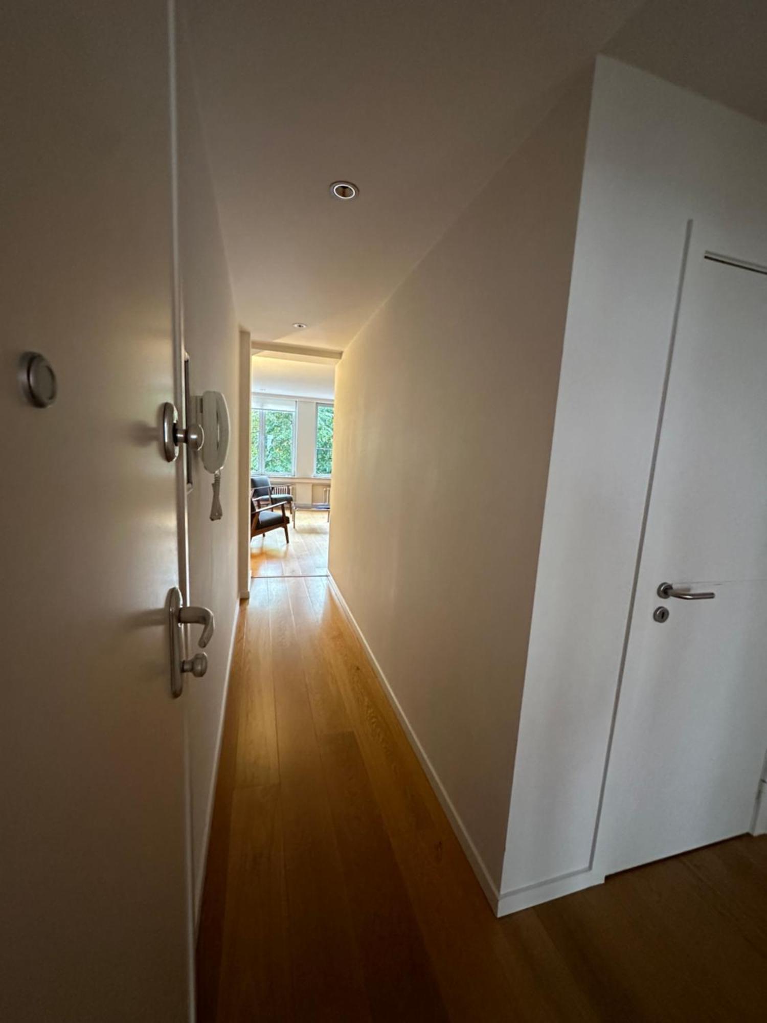2 Bedroom In Lovely Louise Area * Brussels